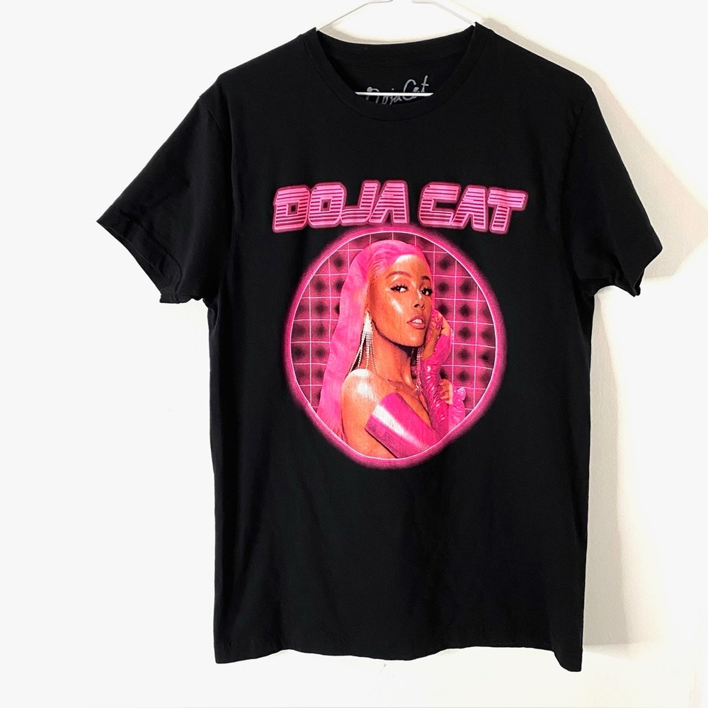 Doja Cat Black Graphic Tee Neon Pink Circle Logo Pop Music Shirt